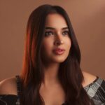 Pujita Ponnada Instagram - Miracle ft. @pujita.ponnada "You, yourself are the Miracle" In frame @pujita.ponnada Make up artist @dhani_makeup_hairstylist Hairstylist @thakur_laksh Curator @navin.portraits #pujitaponnada #kkmi #kathakanchikimanamintiki #actorslife #artist #mood