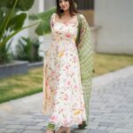 Pujita Ponnada Instagram - It’s a beautiful day y’all 🌻🌼 Outfit @pethakamsetti Clicked by @shekhar_jay #pujitaponnada #actor #goodvibes #love #happywednesday