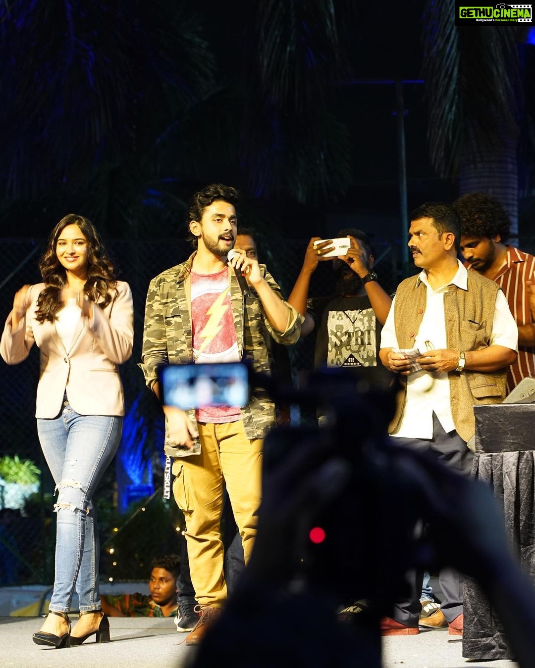 Pujita Ponnada Instagram - Can’t keep calm cuz #aakasaveedhullo is getting closer to its release! ❤️ Thank you @inside_tkr for being an amazing audience, your energy last night was contagious! ✨ Thank you @dop_teja for these amazing candid captures, I couldn’t find a single pic in which I am not animated or standing still haha😅 @actorgauthamkrishna @aakasaveedhullo_thefilm #aakasaveedhullo #pujitaponnada #actor #goodvibes #love TKR College of Engineering And Technology