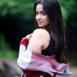 Pujita Ponnada Instagram - 💚 Shot by @thescienceofphoto #pujitaponnada #actor #goodvibes #love #happythursday