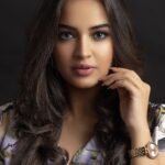 Pujita Ponnada Instagram - Be anything but predictable ✨ Photography @navin.portraits Makeup artist @dhani_makeup_hairstylist Hair stylist @thakur_laksh #pujitaponnada #actor #potrait