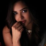 Pujita Ponnada Instagram - Do what makes your soul happy 🌼✨ Shot by @thescienceofphoto #pujitaponnada #actor #thelightseries