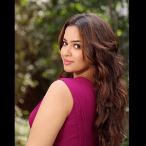Pujita Ponnada Instagram - Trust the magic of new beginnings 🌸 Outfit @thevoguenaari Styling @salonij676 Makeup @aayushisinhamakeup Hairstylist @gadwalmounika Shot by @vclicksphactoryofficial #pujitaponnada #love #happiness #actor #happysunday