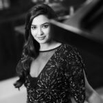 Pujita Ponnada Instagram - Good morning y’all 🖤 Happy weekend 🔥 📸 @marurickz #pujitaponnada #actor #love #birthdaymonth #libra