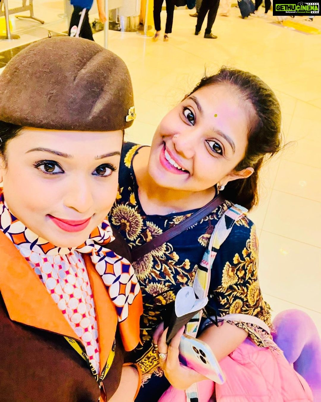 Rachana Narayanankutty Instagram - 8 years of lovely and soulful friendship with this sweet little girl… still remember her as that helpful ground staff of #etihad @etihad, who came running to me when my Amma fell sick in flight while we were on the way to The USA. She was an angel then and even now! After that accidental incident, Abudhabi means…she to me @shamlee_ _ . Love you for what you are my dear. Thank You for all your lovely helps , thank you for treating me as a chechi 😍😍😍 see you soon! #sister #friendship #etihad #travelfriendships #crewandpassenger #shamly #rachananarayanankutty Abu Dhabi International-Terminal 3