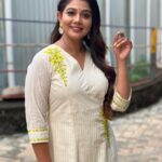 Rachana Narayanankutty Instagram - Maybe she is born with it!!! Dress @swapnamanthra MUA @amal_ajithkumar Styled by @styledby_nami Support @afsal_.3578 #rachananarayanankutty #traditional