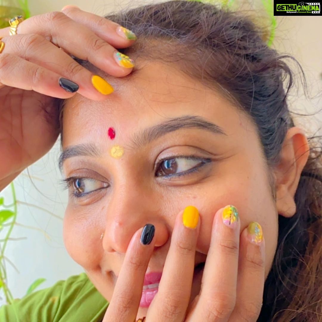 Rachana Narayanankutty Instagram - Nails 💅💅💅 @rachananarayanankutty #kochinailart #kochinailsalon #kochinailartandextensions #nailsbyrakhi