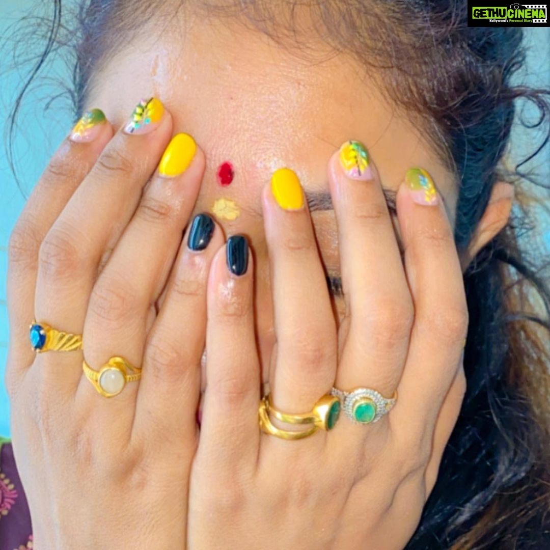 Rachana Narayanankutty Instagram - Nails 💅💅💅 @rachananarayanankutty #kochinailart #kochinailsalon #kochinailartandextensions #nailsbyrakhi