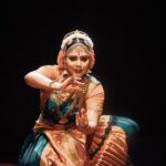 Rachana Narayanankutty Instagram - Wandering Dancer!!! 🙏🏼🤍 PC @art_lover_sree MUA @binojniran #wanderingdancer #worlddanceday #rachananarayanankutty