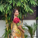 Rachana Narayanankutty Instagram - Thank You @saimeeragarments for this beautiful “Dancers’ Saree”. It was so comfortable wearing this digital printed saree. Thank You dearest @devichandana82 for suggesting @saimeeragarments MUA @styledby_nami Hair stylist Karunagapalli, Kerala, India