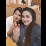 Rachitha Mahalakshmi Instagram – Friday brunch with my darling @rachitha_mahalakshmi_official 😍😍😍😍😍 Chennai, India