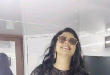 Rachitha Mahalakshmi Instagram - Being happy never goes out of style😎😎😎😎 Mua @sharanyas_makeupartistry Hairdo @shalini_hairartist #rachithamahalakshmi #rachithamahalakshmiofficial #biggbossseason6 #biggboss #biggbosstamil #bb6 #biggbossvijaytv #vijaytelevision #vijaytv #hotstar #disneyplus #disneyplushotstar