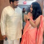 Ramya Subramanian Instagram - How often does a super star walk in the middle of your dubbing on an auspicious day and spreads his charm 🤩😍🔥! This coincidence of a lifetime happened to this lucky girl today and I can’t stop smiling about our little conversation since then ☺️ 🙏🏻💯. It’s a Happy Ganesh Chathurthi Indeed 🙏🏻😇. #FanGirlMoment #ChiranjeeviGaaru #MegaStar