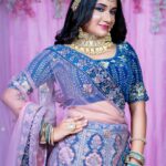 Raveena Daha Instagram - 💙💙நீல வானம் நீயும் நானும்💙💙 Makeupartist : @lavanyaeuginebridalmakeup💙 . Jewellery: @Angelsblushbridaljewellery🤩 . Costume: @ravikkai_selai 🦋 . #RD #raveena #raveenadaha