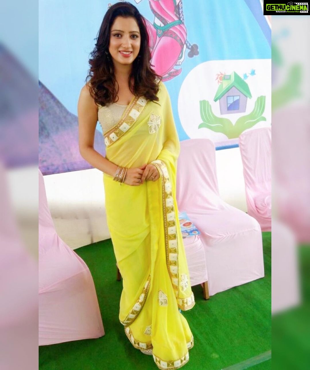 Richa Panai Instagram - Happy Onam!🌼🌼 #festivalsofindia