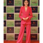 Ritu Varma Instagram - Premier night!! It’s been an incredible journey. Grateful for all the love that’s pouring in. #NithamOruVaanam in theatres near you. Go watch if you haven’t yet!! ❤️❤️ 📸 @bhoopalm_official Chennai, India