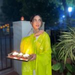 Ritu Varma Instagram - Diwali hain 🪔 Also, my mamma bear clicks the best photos ❤️