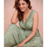 Ritu Varma Instagram - 🧚🏻🧚🏻 Outfit @almarihyderabad Styling @neeraja.kona Asst styling @manogna_gollapudi @meghanaa_ch MUA @abhiramisivakumar Shot by @pranav.foto