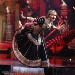 Rubina Dilaik Instagram - From Dancing on a bed of 500 iron nails to balancing fire on head, this week the stage was set on fire 🔥 ( in literal sense) 🤪🤪