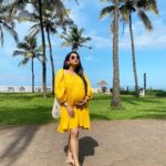 Rucha Hasabnis Instagram - This beautiful sunshine yellow maternity dress is from my sister-in-law’s brand @mamaste.in Absolutely love thier collection. It’s so hard to pick just one. Go check them out and give your love 💕 Super proud of you @shelar_shraddha 😘❤️