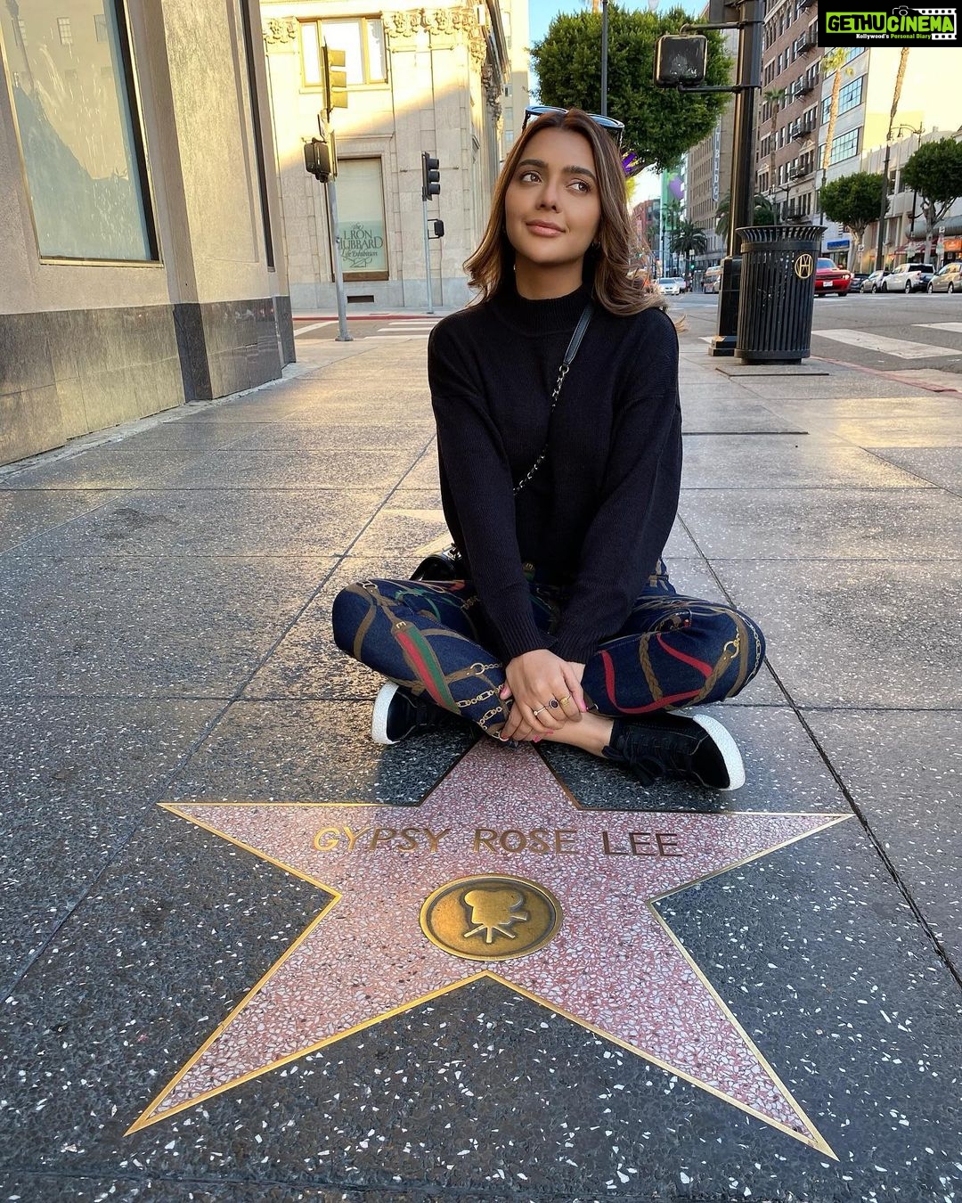 Ruhi Singh Instagram - Manifest it 🔥 Hollywood Walk of Fame