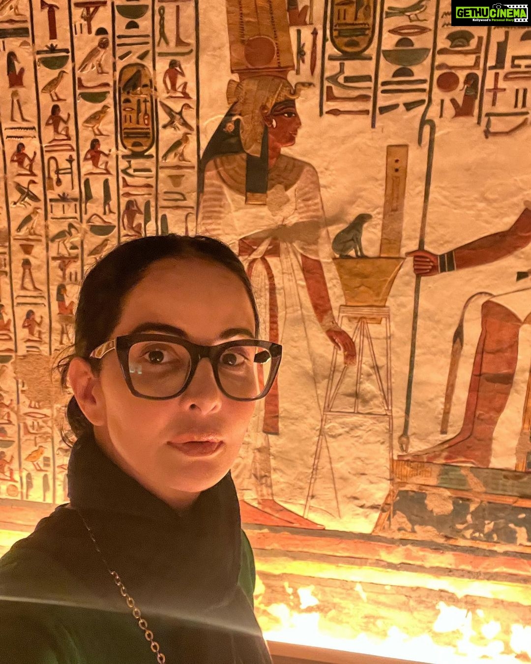 Rukhsar Instagram - Still can’t get over Luxor!. Exploring ancient Egypt!. . #templeofkarnak #hatchepsuttemple #valleyofthekings #valleyofthequeens #exploringegypt #ancient #marvellous #luxor Luxor-Egypt الاقصر-مصر