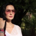 Rukhsar Instagram - . Hello🤍. . #sunlight #sunlightphotography #outdoorlight #summer . 📷. @dasguptadipanjan