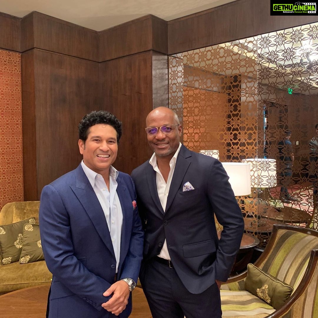 Sachin Tendulkar Instagram - Some friendships are timeless!