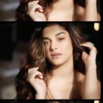 Saiee Manjrekar Instagram - all in the deets💙 video: @popmercy makeup and hair: @simua_996 styling: @atrayeeworkofficial