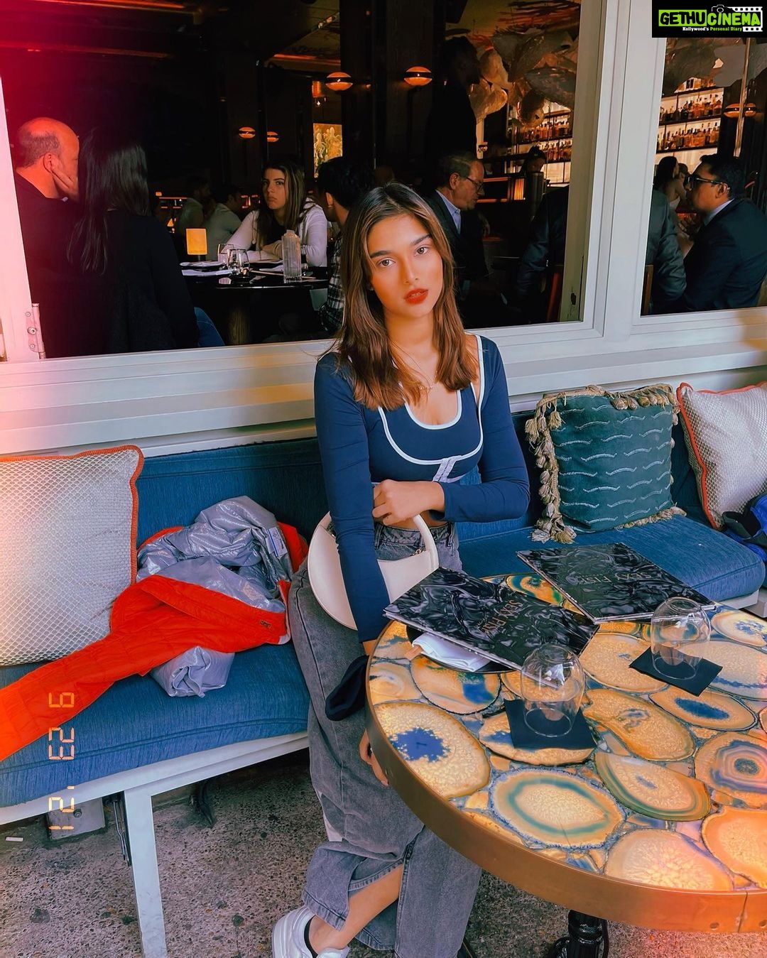 Saiee Manjrekar Instagram - i think i deserve points for trying 🥨