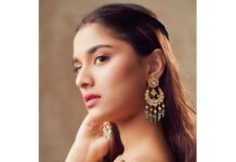 Saiee Manjrekar Instagram - 🌸🌸🌸 Outfit - @mahimamahajanofficial Jewellry- @jeverjewels.Hyd Footwear - @stevemaddenindia Styled by - @ashwin_ash1 & @hassankhan_3 Asst by - @vid_vidya Make up - @zebahassan Shot by - @eshaangirri