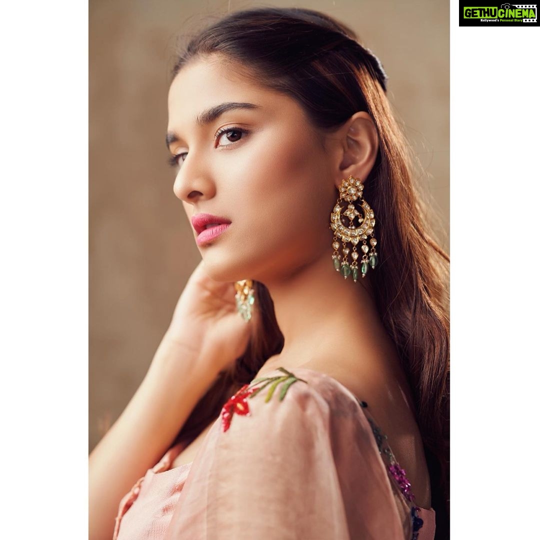 Saiee Manjrekar - 101.5K Likes - Most Liked Instagram Photos