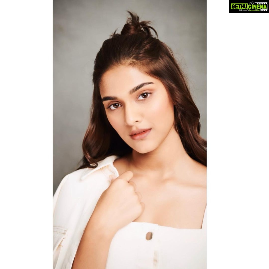Saiee Manjrekar - 100K Likes - Most Liked Instagram Photos
