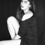 Saiee Manjrekar Instagram - black is obviously my favourite colour 🤪