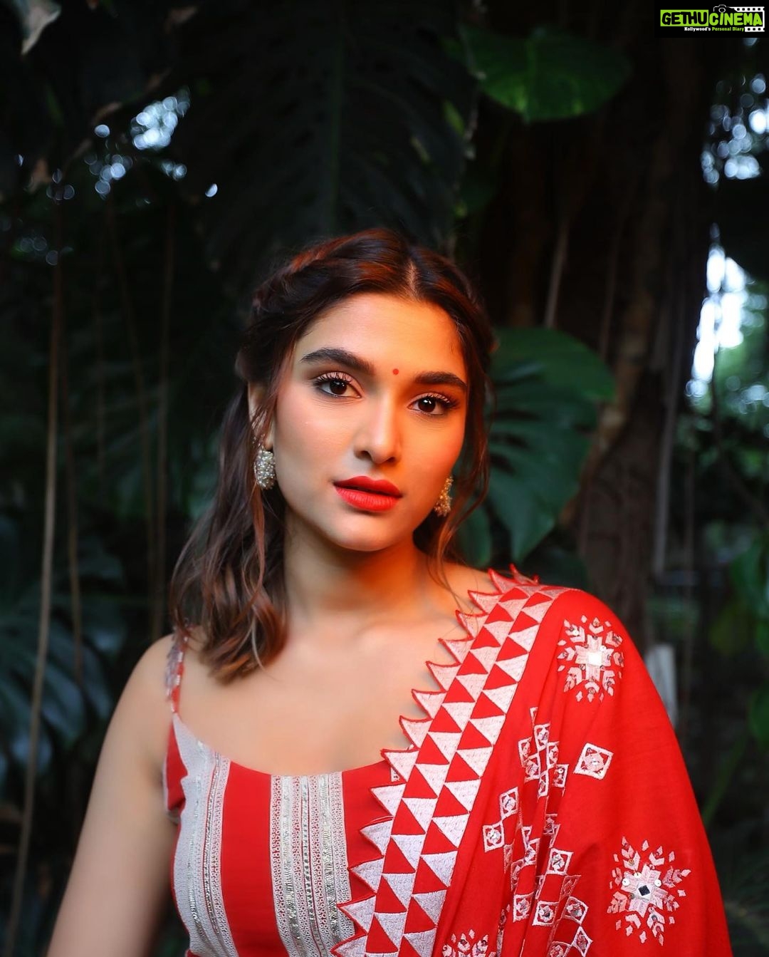 Saiee Manjrekar - 100.8K Likes - Most Liked Instagram Photos