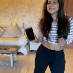 Sakshi Agarwal Instagram - Yaaaas! Finally here🔥 . #iphone14promax #unboxingiphone #feelitreelit @apple #instagramreels #trendingnow #purpleiphone14promax #new #iphone14 #apple #excited #video #selflove #sakshiagarwal Chennai, India