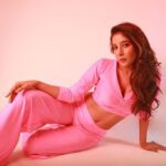 Sakshi Agarwal Instagram – Yaaaas! Pink is my vibe💕
.

Photographer : @alex_judeson 
Stylist : @thehouseofanjii 
Makeup – @arthibalajimakeoverstyles
Hair – @muthulakshmiravichandran 
.
#photooftheday #pinkaesthetic #neonvibes #lovepink💗 #sakshiagarwal #instafashion #lifestyle Chennai, India