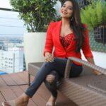 Sakshi Agarwal Instagram - Fun time #cakemixingceremony @ramadaplazachennai bringing in #Christmas festive vibez😍 . #christmasspirit #cakemixing #redblazer #redcorset #festivewear #lifestyle #faahion Chennai, India