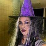 Sameera Reddy Instagram - Ready for our magic?🧙‍♀️Any excuse to dress up & have fun with the kids🎃 Sassy Saasu I missed you yaaar! #momlife #halloween #motherhood #fun