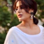 Samyuktha Menon Instagram – Candids and golden hour ✨✨

#sunshine #candid #goldenhour