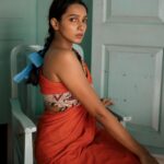 Sanchana Natarajan Instagram - தூங்காத விழிகள் ரெண்டு.. @poo.stories