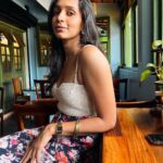 Sanchana Natarajan Instagram - Looking at you looking at me..