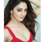 Sandeepa Dhar Instagram – Some things are better left unsaid. 
Which I generally realise right after I have said them. 😬🥹😑