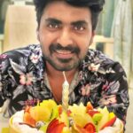 Sandra Amy Instagram - Wish "THE MAN OF MY LIFE" "Happy birthday" and bless him sweets HAPPY BIRTHDAY DEAR @prajinpadmanabhan 🎊😍🎉🦋