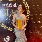 Sanjana Sanghi Instagram - Thank you so much @middayindia for the “Iconic-Most Stylish Actor Of The Year” ♥️🙏🏻 Diwali came early ✨ That’s a heavy title, hope I can live up to it 🙇🏻‍♀️ This one’s to Nani & Mum for showing me, while growing up, that a sense of style solely comes from being who you truly are. And to my brilliant stylists who allow me to discover new possibilities while being my authentic self. So special to receive the award from eternally stylish @wardakhannadiadwala 🥰 Mumbai, Maharashtra
