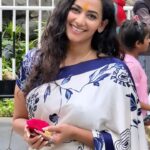 Sanjana Singh Instagram - The most amazing darshan at Shirdi with my people and special thanks to @sachin_tambe77 for an amazing Sai darshan it wouldn’t have been better than this 😇🙏💕😇 Feeling blessed…… Sai baba bless us all 🙏