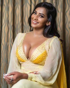 Sanjana Singh Instagram - “Your success will be determined by your own confidence and fortitude.” 

Costume designer :  @sidneysladen @sidneysladenofficial
Photographer : @satzsugi  thank you so much for such amazing pictures and edit 
Makeover : @makeupby_pavithra thank you so much dear for amazing makeup 💄💋💄 

#pondicherry #instamood #viral #instagood #loveislove