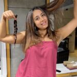 Sanjjanaa Instagram - Started my birthday this year to thank in god for all the blessings … And as I celebrate my first year with my infant I decided to sacrifice my hair for a good cause to @hair.donation , And pass is strong message to all the youngsters And everyone who is blessed with good hair to consider donating it to cancer patients and women and children suffering with Alopacia . @SanjjanaaFoundation Will permanently always be promoting this cause along with @hair.donation . #sgf #SanjjanaaGalraniFoundation #sanjjanaafoundation #nonprofitorganization #ngo #banglorecity #kannadaactresses #teluguactress #charityforlife Karnataka, Bangalore