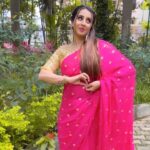 Sanjjanaa Instagram - @sakhi_online_store 👗 💄 @anupama_makeoverartistry @ss_makeover_by_suha Jewellry by @rubans.in ❤️ #Kannadafilms #sanjjanaagalrani #darshan #shivrajkumar #sudeep #kannadathi #kannadiga #namma #karnataka