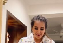 Sanjjanaa Instagram - Celebrated mine @princealarik 4th month anniversary ❤️ love you all for unconditional love & support , thanx mom for so much love @sanjjanaagalrani ❤️ Mommy is wearing outfit by @the_mom_store , Hair by @ss_makeover_by_suha 💄 @anupama_makeoverartistry . #instamom #instababy #indianactress #princealarik #indianmom #indiankids #sanjjanaa #sanjanagalrani #sanjana #sanjjanaagalrani Karnataka, Bangalore
